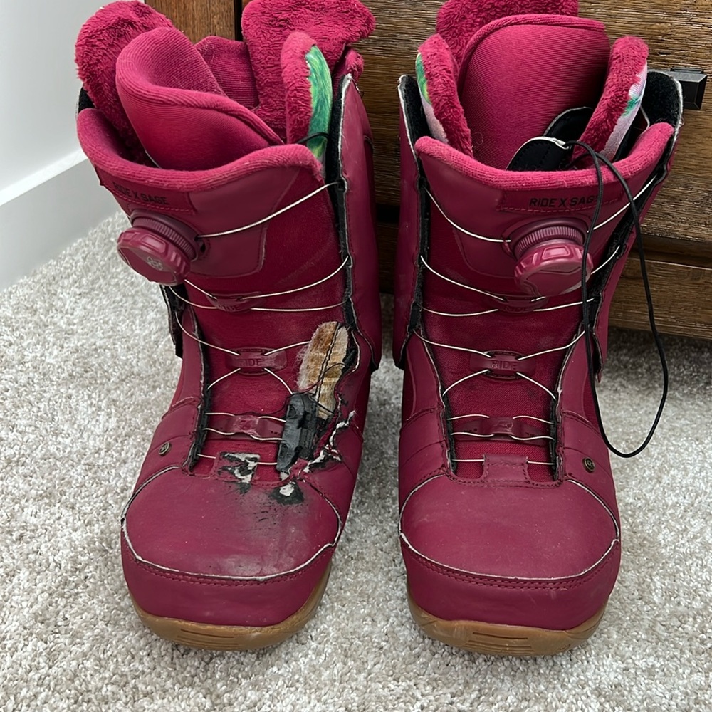 SAGE RIDE boots. 2 season in them.